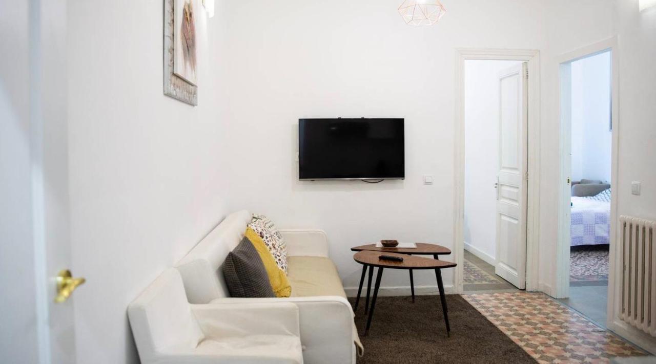 Eixample Apartments - Pova Barcelona Kültér fotó